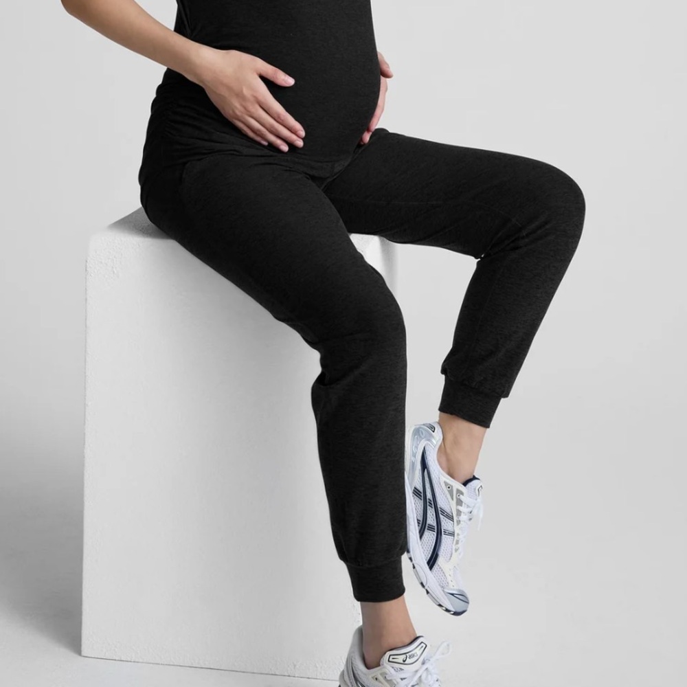 Beyond Yoga Spacedye Beyond the Bump Maternity Midi Jogger